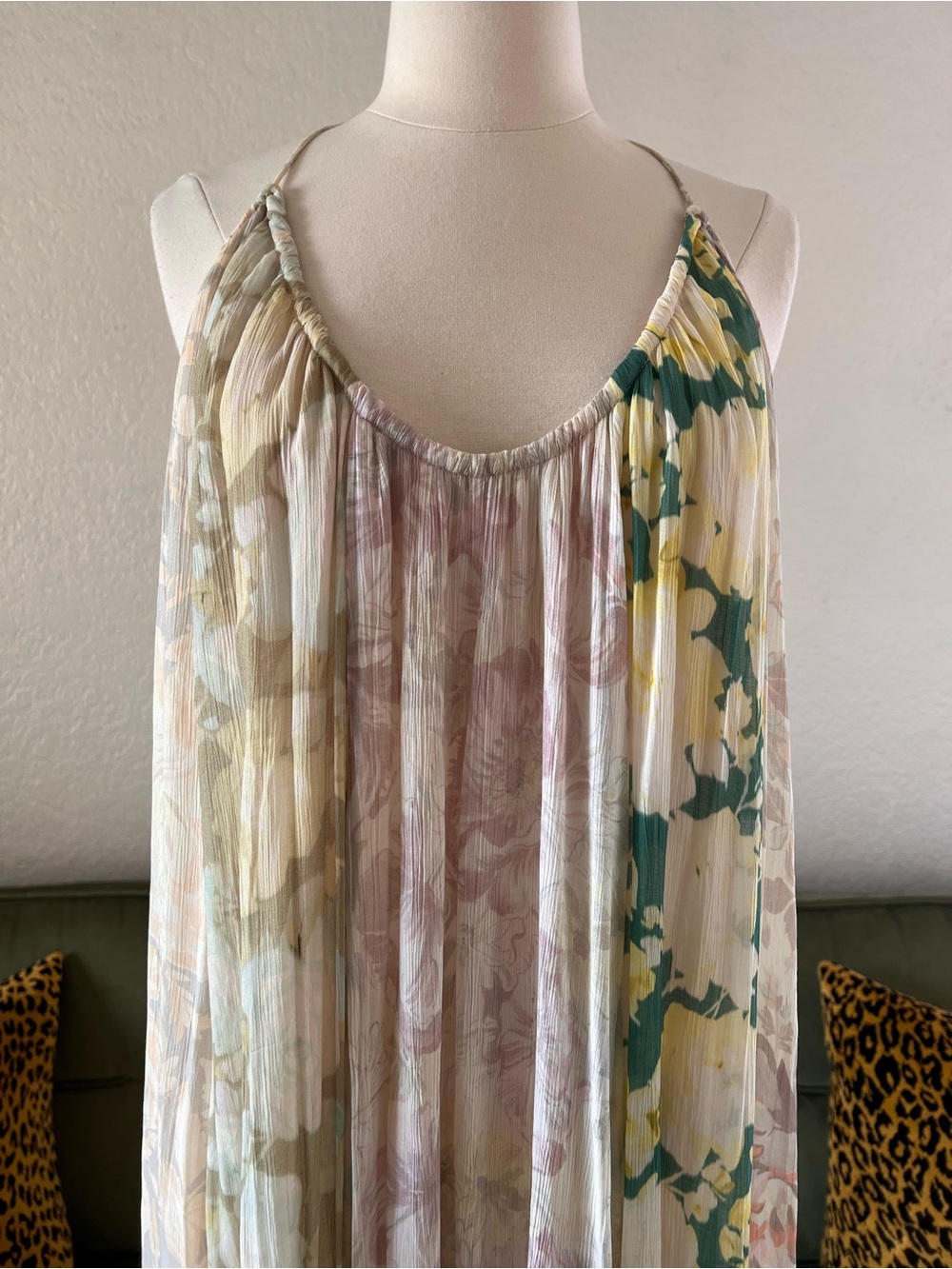 Zara - Picture 2 of 6